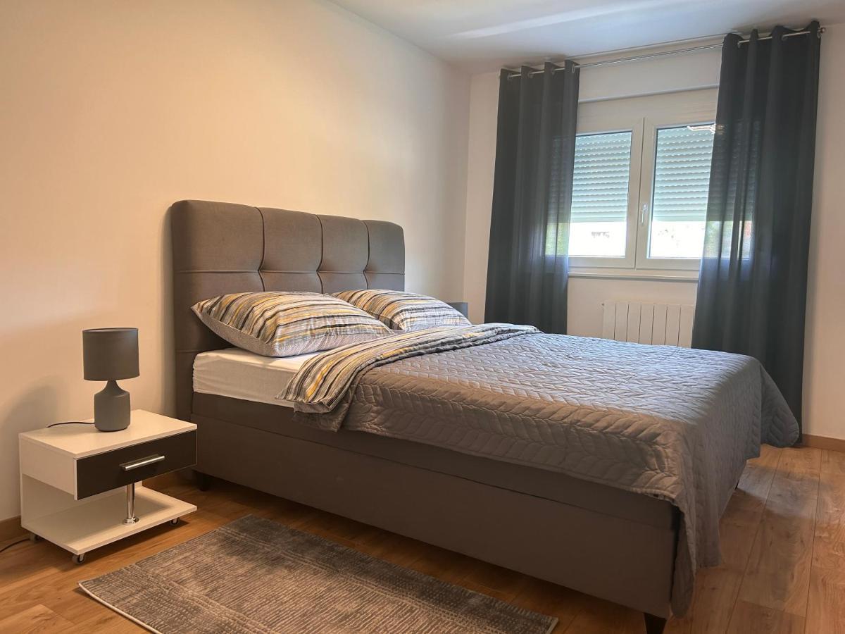 Apartmani Ana&Vesna Карловац Экстерьер фото