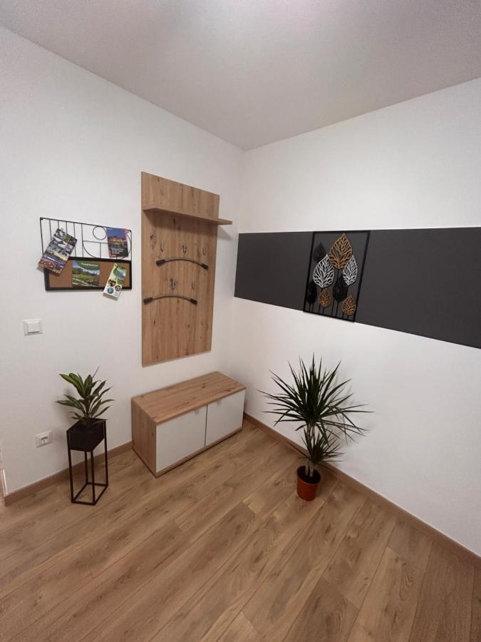 Apartmani Ana&Vesna Карловац Экстерьер фото
