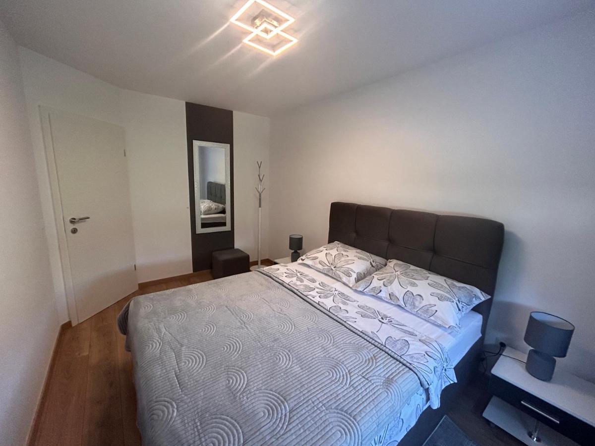 Apartmani Ana&Vesna Карловац Экстерьер фото