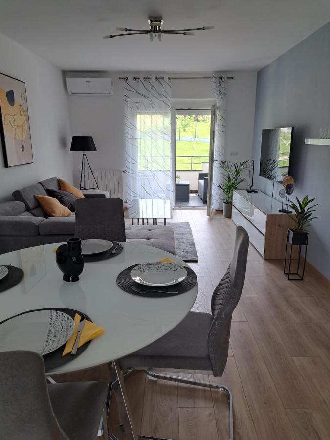 Apartmani Ana&Vesna Карловац Экстерьер фото